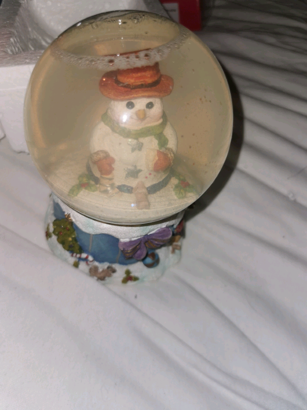 Musical Snowman waterball/snow globe