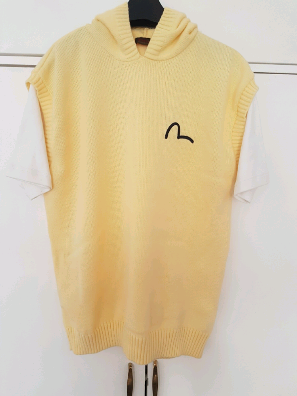 image for Men's top