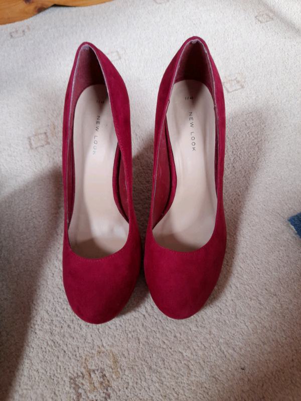  Never worn Ladies high heeled shoes, size 7, never worn