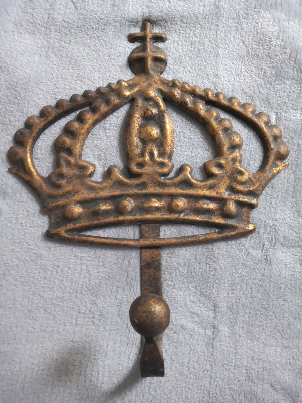 Crown Coat Hook - Large