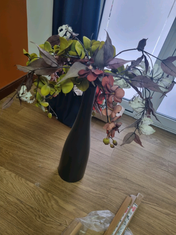 image for Artificial flowers with vase