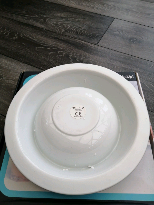 Man bowl