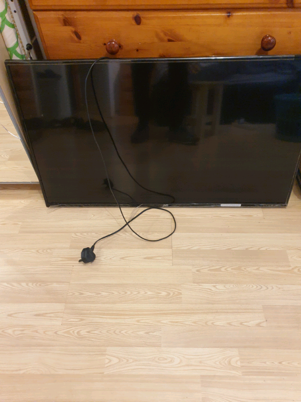 JVC 40 inch Led Tv .model LT-40C550 for repair or Parts 