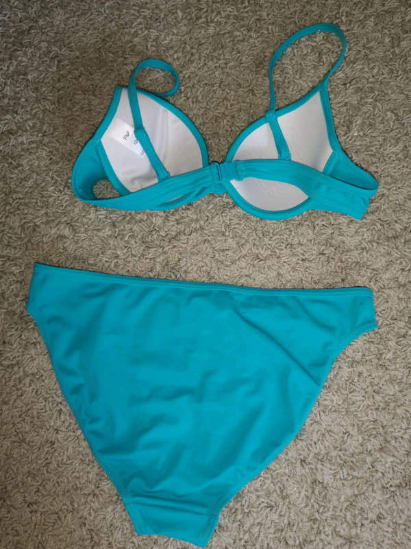 New F&F Pretty Turquoise Bikini Immaculate 