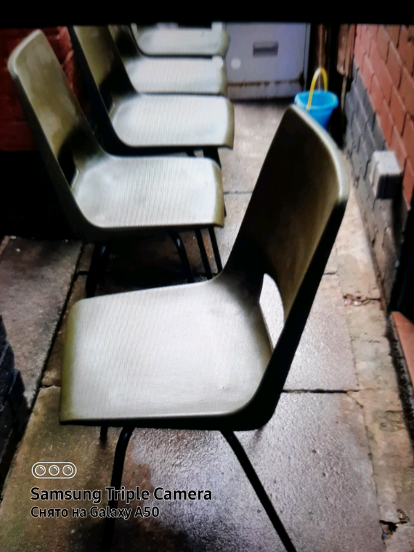 5 chair 