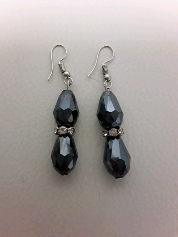QUIZ EARRINGS PIERCED (NEW) BLUE