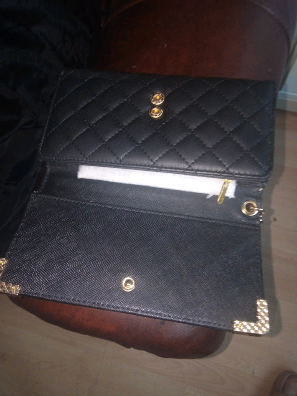 Lady's purse ( Brand New )