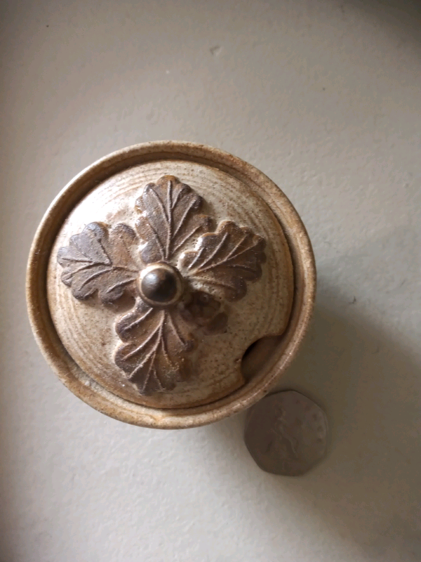 Studio Pottery Acorn Pot