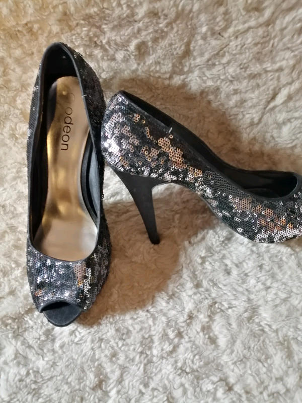 Odeon heels