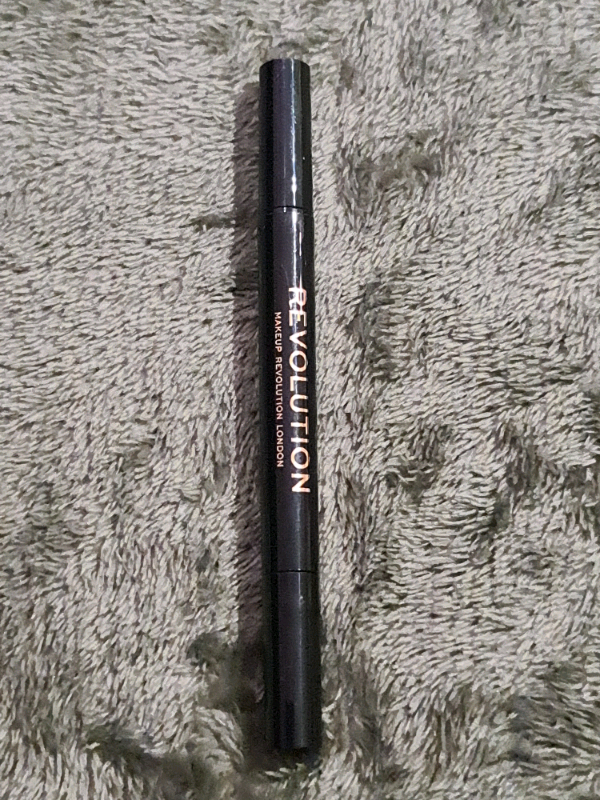 New Revolution double flick eyeliner make up cosmetic
