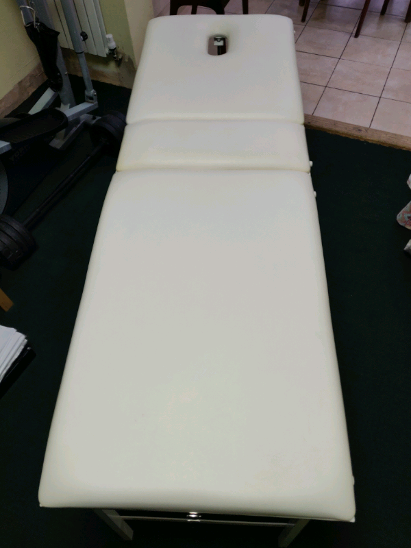 Airlite Portable Beauty Couch with Portable Case