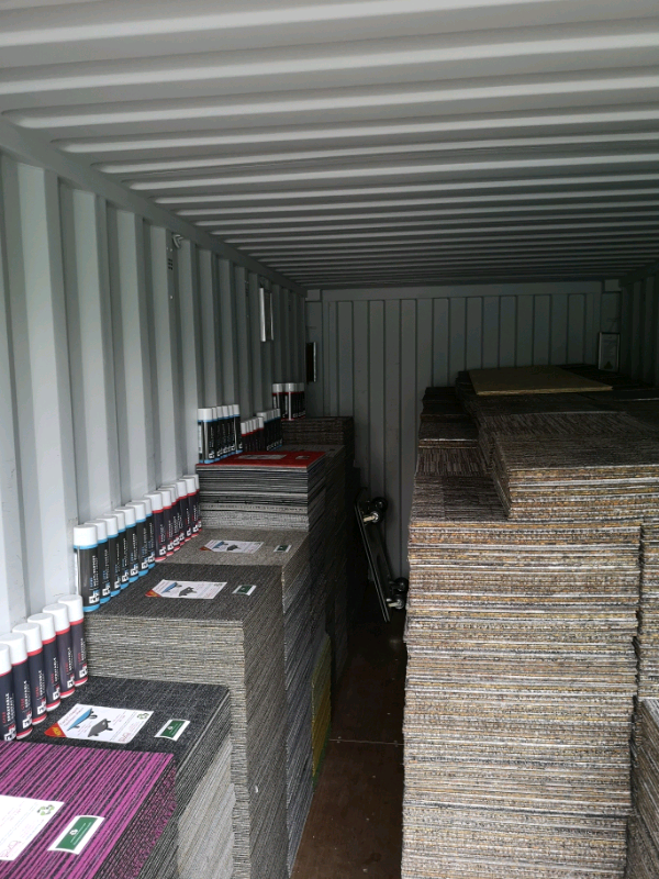 image for LARGEST STOCKIST OF RECLAIMED CARPET TILES IN SOUTH OF ENGLAND