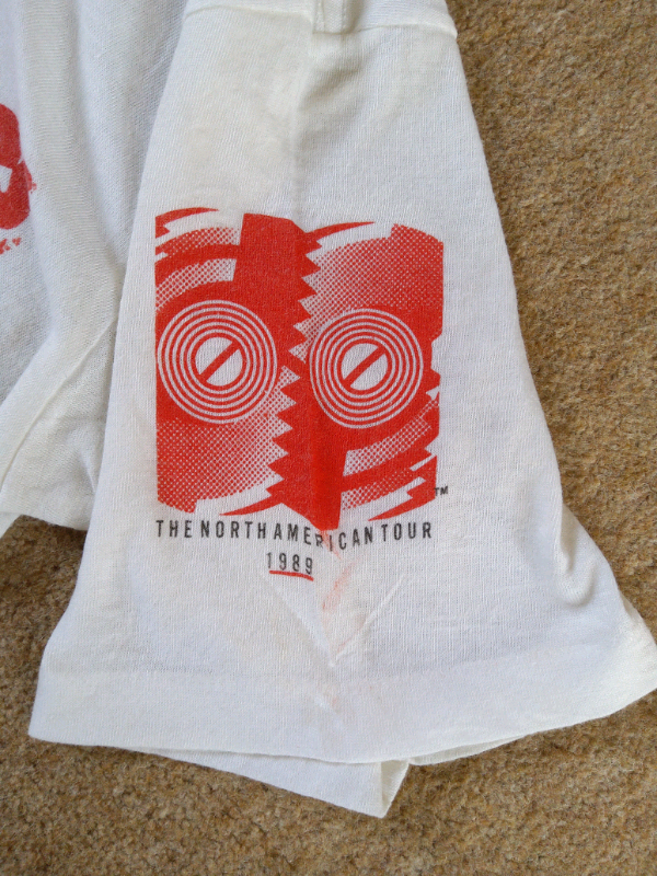 ROLLING STONES 1989 NORTH AMERICAN TOUR T SHIRT STICKY FINGERS. 
