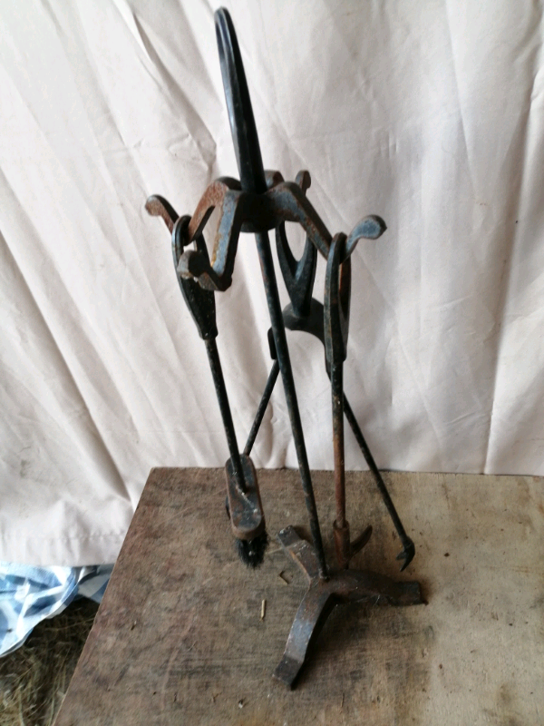 Vintage fireside companion set