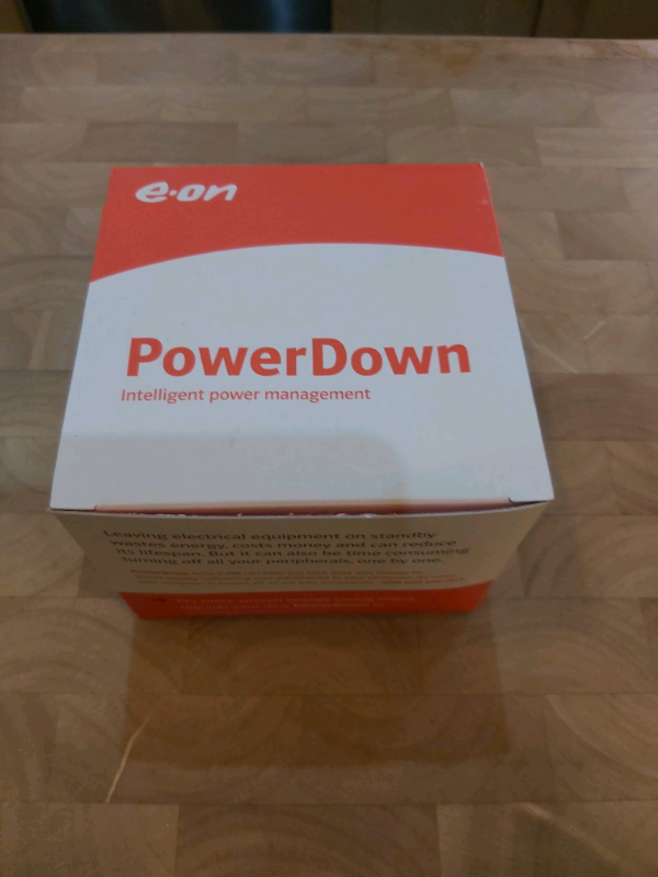 E-on Surge Protected Energy Saver Power Down Socket