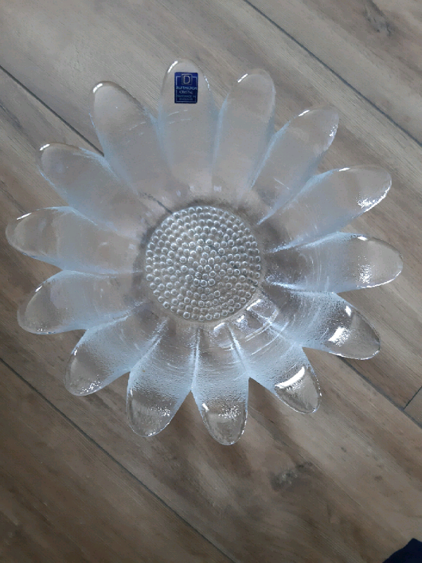 image for Dartington Crystal Large Daisy Bowl