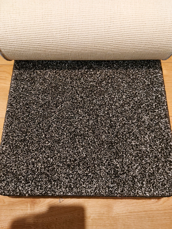 Carpets & Flooring supplied and fitted Thick soft touch saxony Grey 