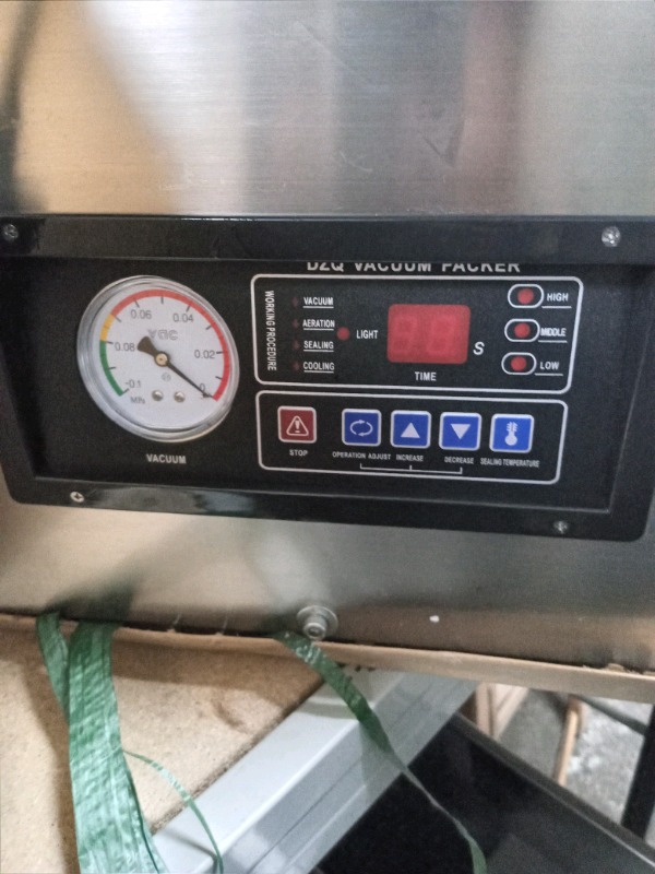 COMMERCIAL VACUM PACKING MACHINE BRAND NEW