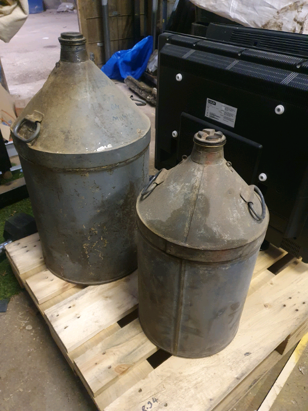 1930 fuel cans vintage 