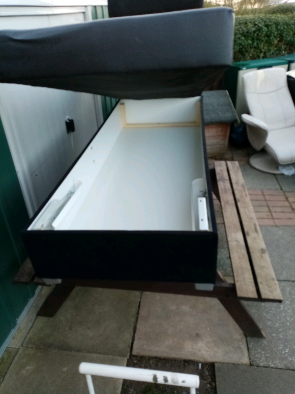 Sofa bed 