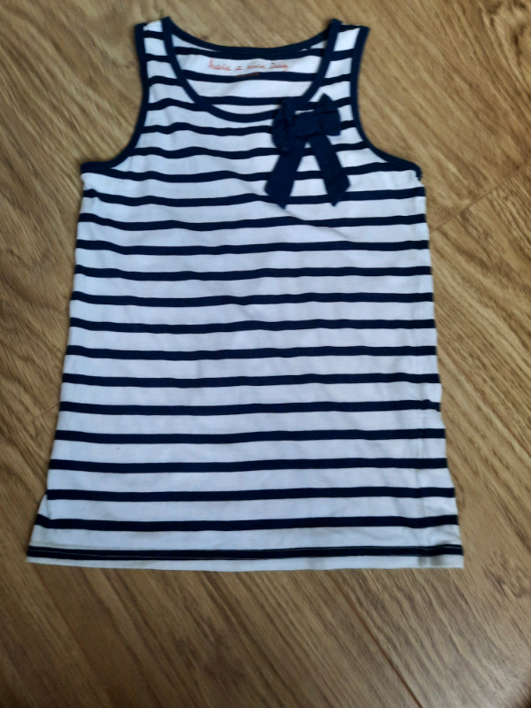 image for Nex-t age 8-9 top worn 2-3 times
