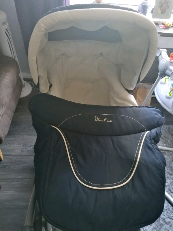 Silver cross sleepover pram