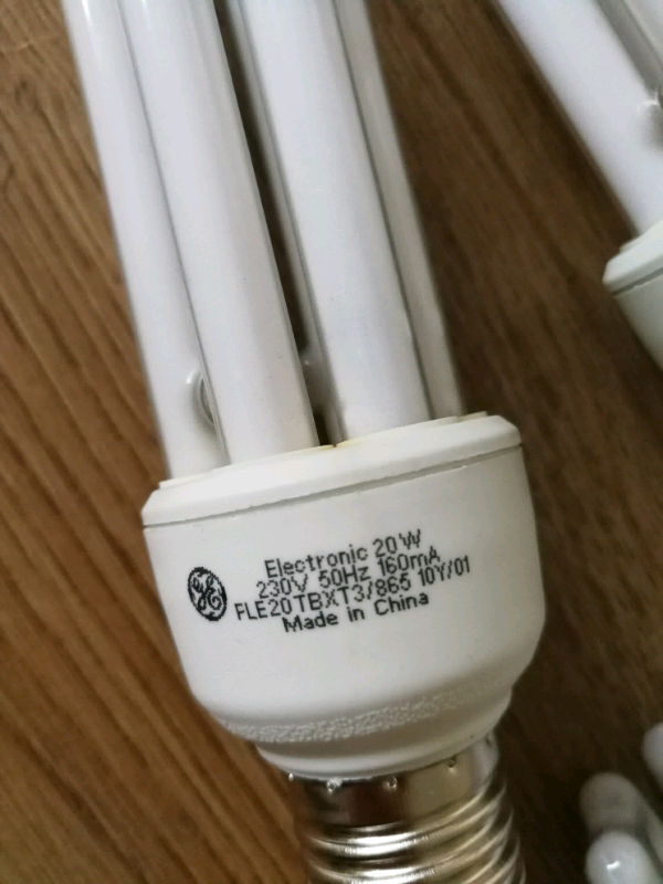 Bulbs Electronic 20W 230V 50Hz 160mA £2 each