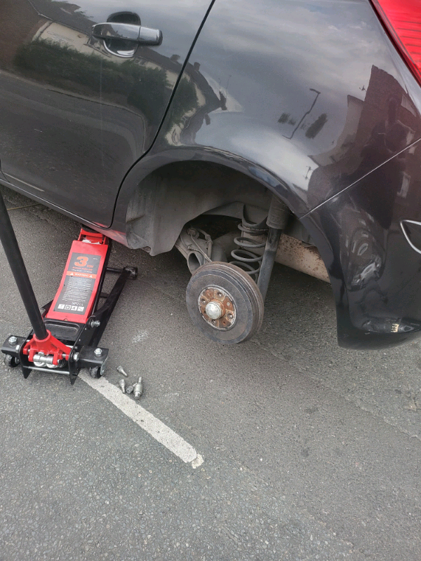 Emergency Mobile Tyre Replacement - Grays 