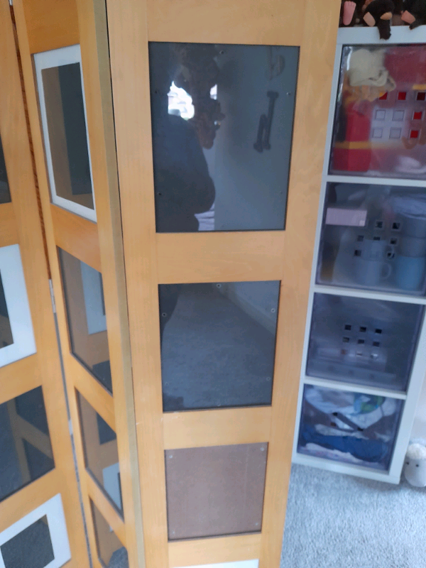 Free standing photo frame 