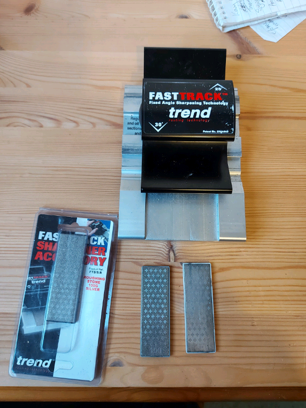 Trend fast track sharpening system for chisels 