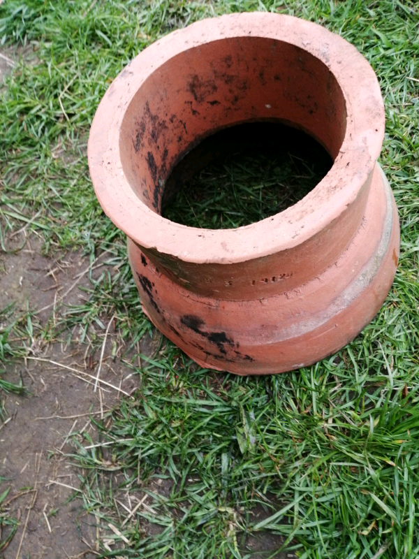 image for Terracotta pot