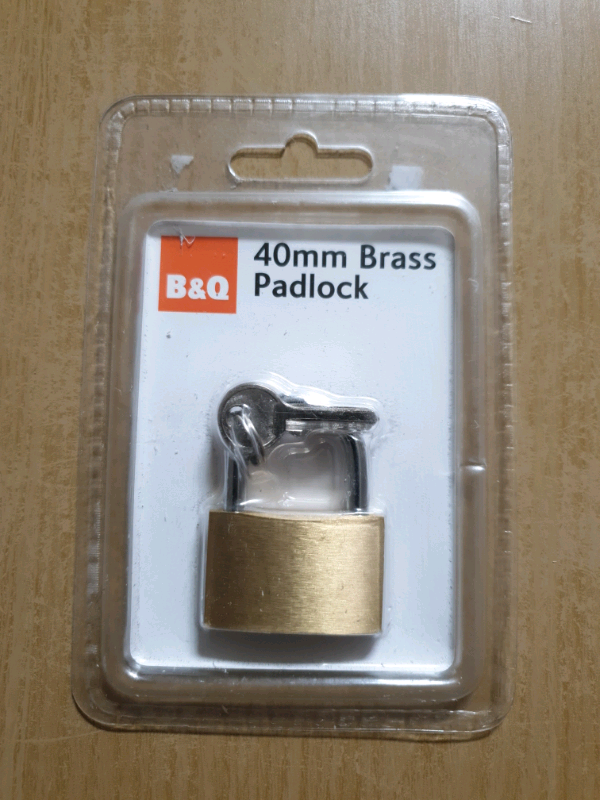 B&Q 40mm Brass Padlock