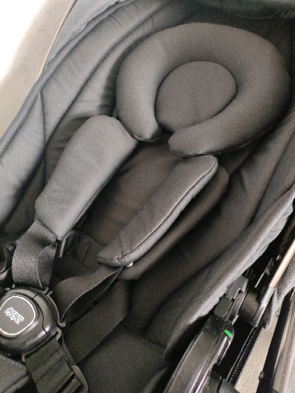 Mamas & Papas Ocarro Onyx Travel System .
