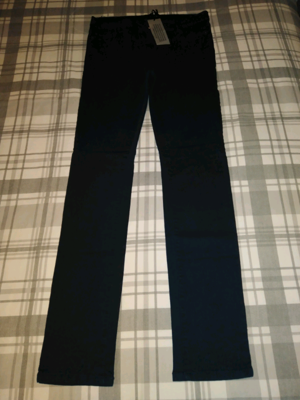 Slim fit jeans,size 10.. *Brand new* 