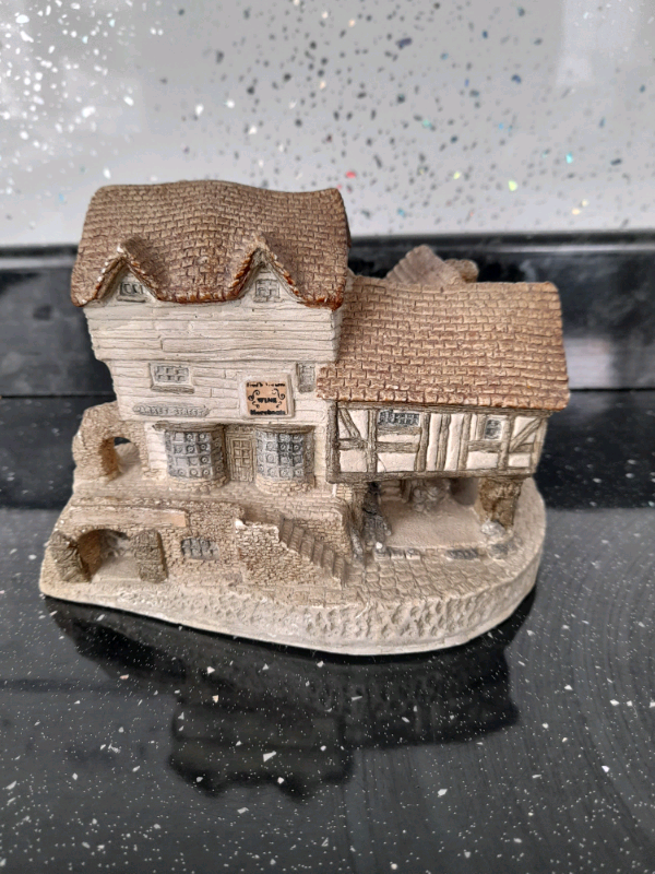 image for Market Street by David Winter 1980 collectors ornament