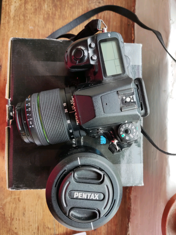 Pentax K7 DSLR 2 KIT LENSES