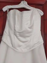 Pronuptia ivory wedding skirt & bodice