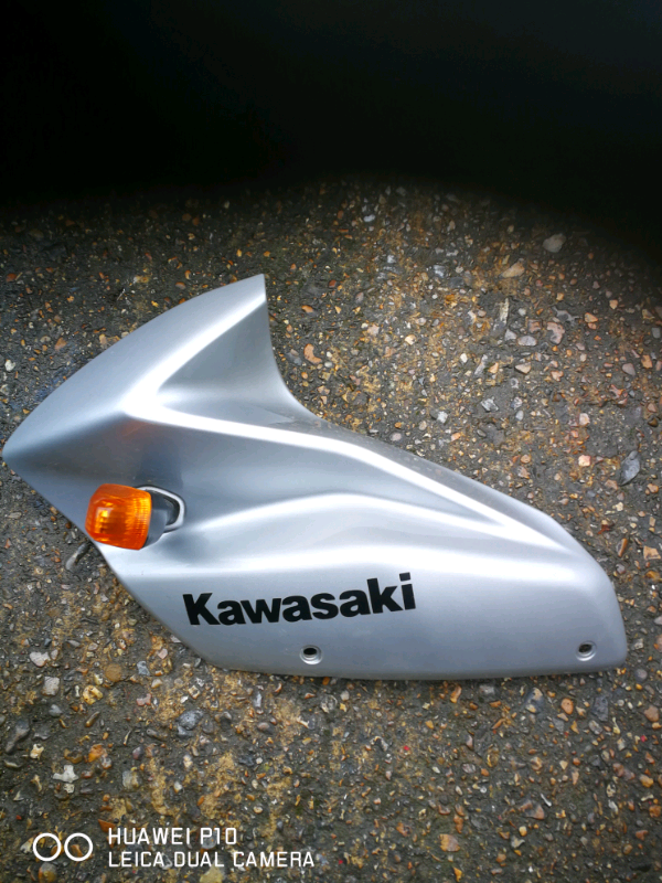 Kawasaki ZR750s front fairing panel left side 