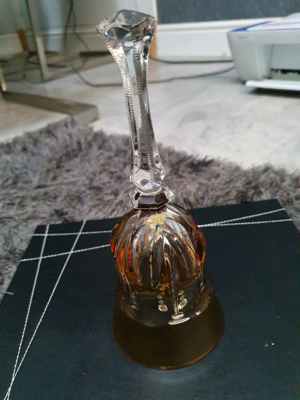 Crystal Glass Bell Clear w/ Amber Yellow Flashed King.
