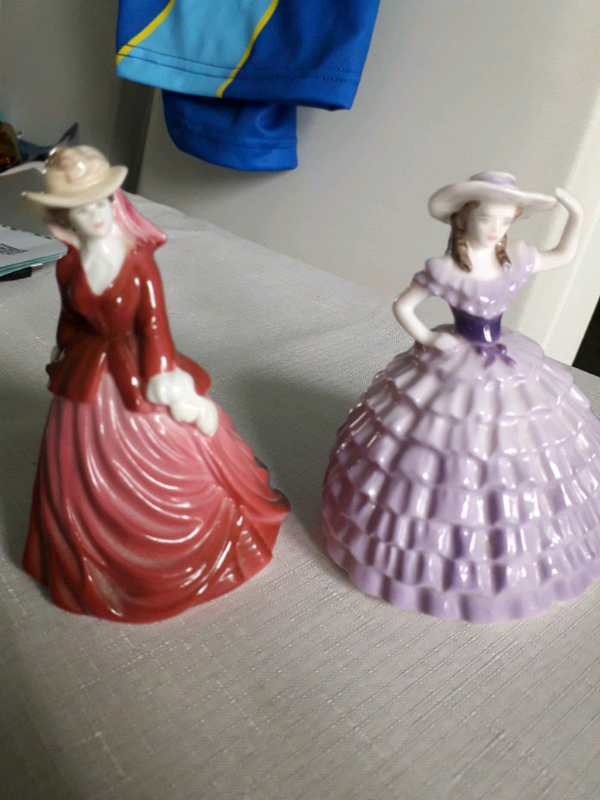 2 x miniature COALPORT figurines 