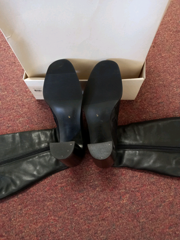 Black Boots Size 5