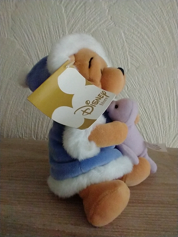 Disney Christmas Eskimo Pooh beanie