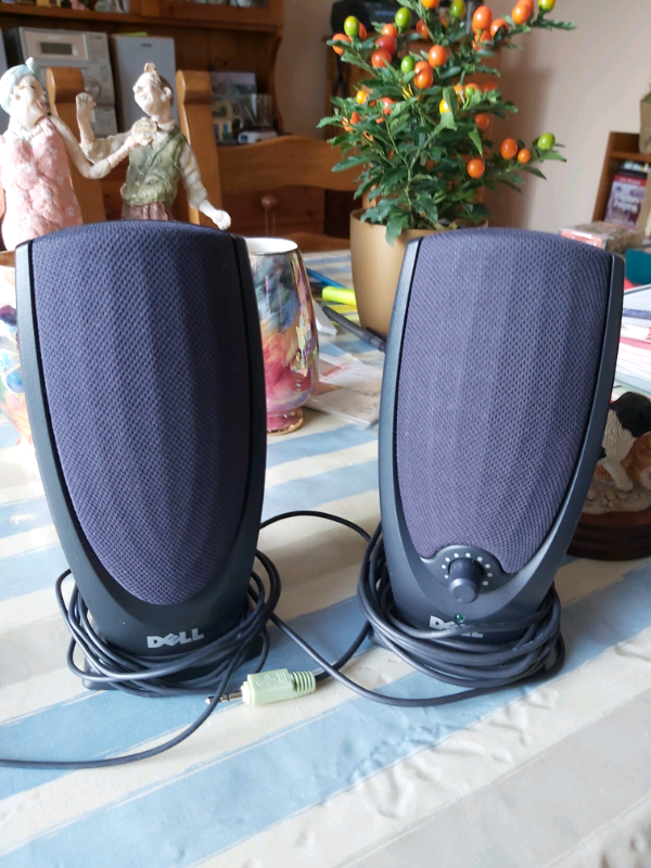 Pair of Dell Speakers
