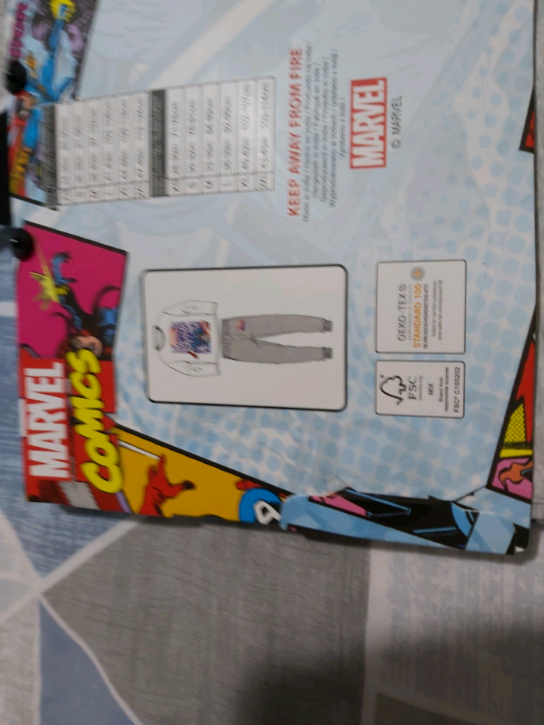 MARVEL mens Pyjama Set size Small brand new 