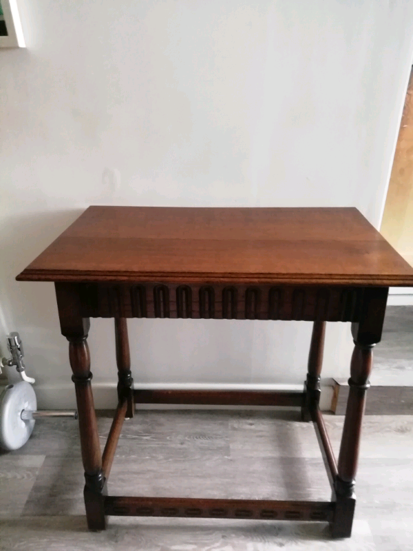 Old Charm Console Table 