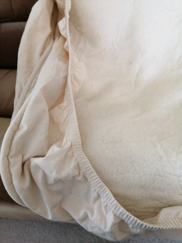 Merino lambs wool underlay double under blanket 