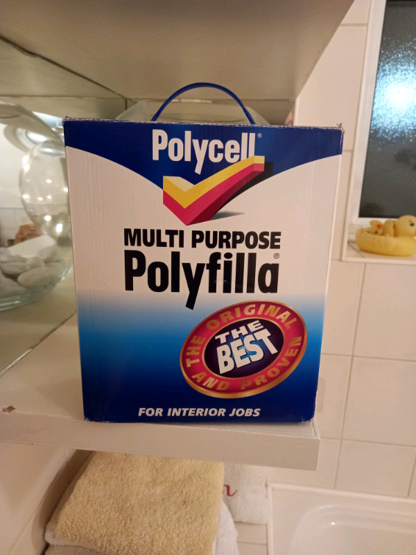 image for JUMBO BOX OF POLYFILLA 