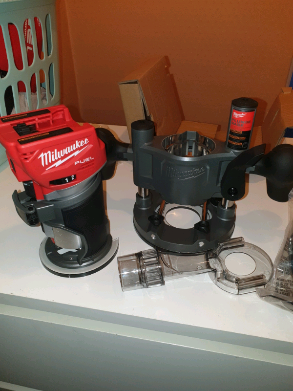 Milwaukee 2723-20 FUEL 18-Volt Li-Ion Brushless Cordless Compact Route