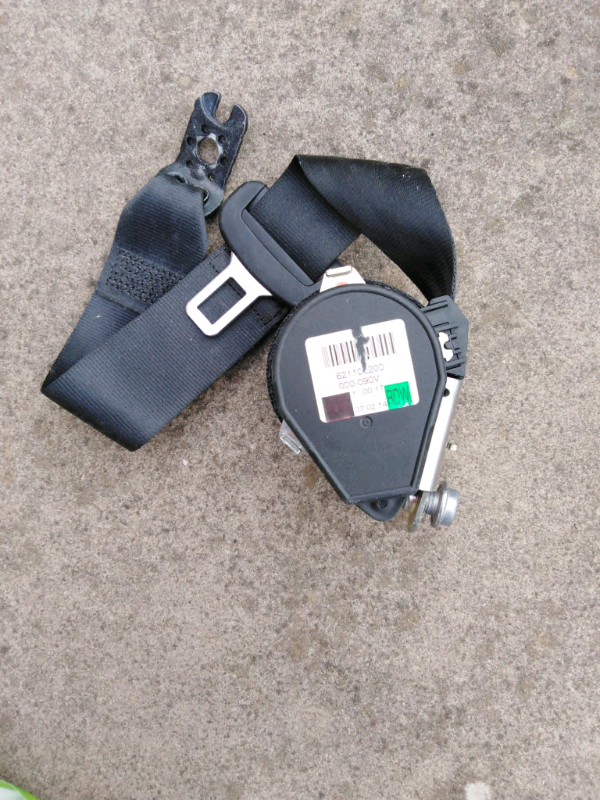VOLKSWAGEN GOLF MK7 GTI SEAT BELT REAR DRIVERSIDE
