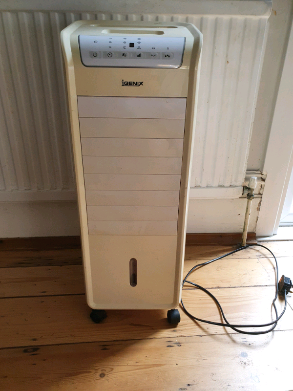 Portable AirCooler with 3 fan speeds, timer & mode settings